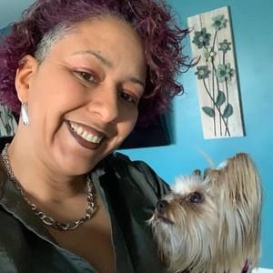 Meet your Posher, Roxanne